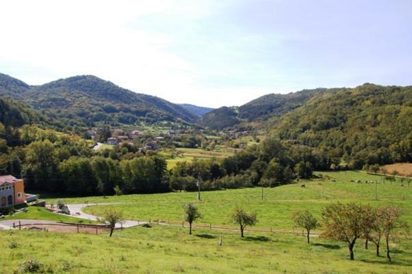 Hisa Posebne Sorte Kodreti Exterior foto